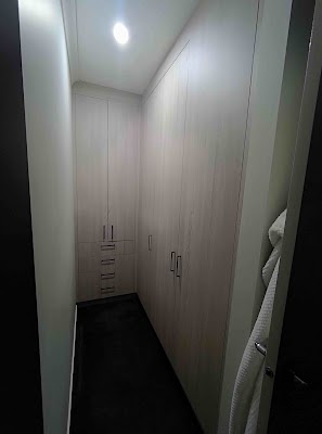 Taylormade Cabinets and Design PTY LTD project 5