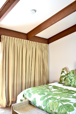 The Curtain Maker photo 3