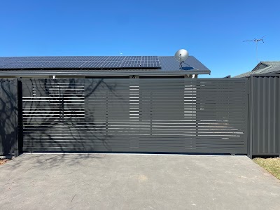 TOP L1NE FENCING Pty Ltd work 4