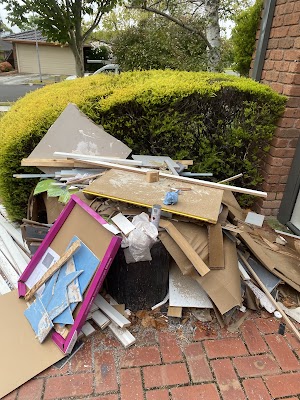 Up & Out Rubbish Removals Melbourne photo 2