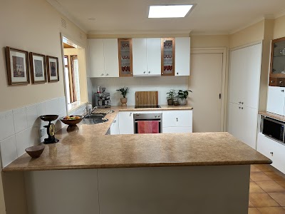 Vivid Kitchen & Bathroom Resurfacing photo 3