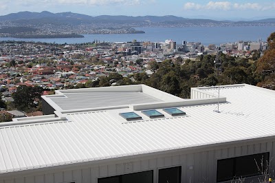 M & B Roofing Service