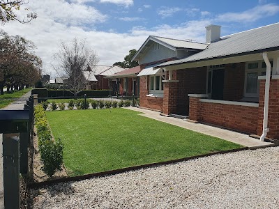 north2south fencing & gardens